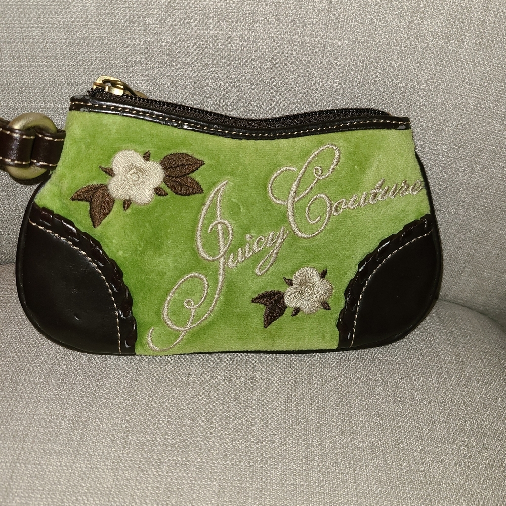 Small clutch